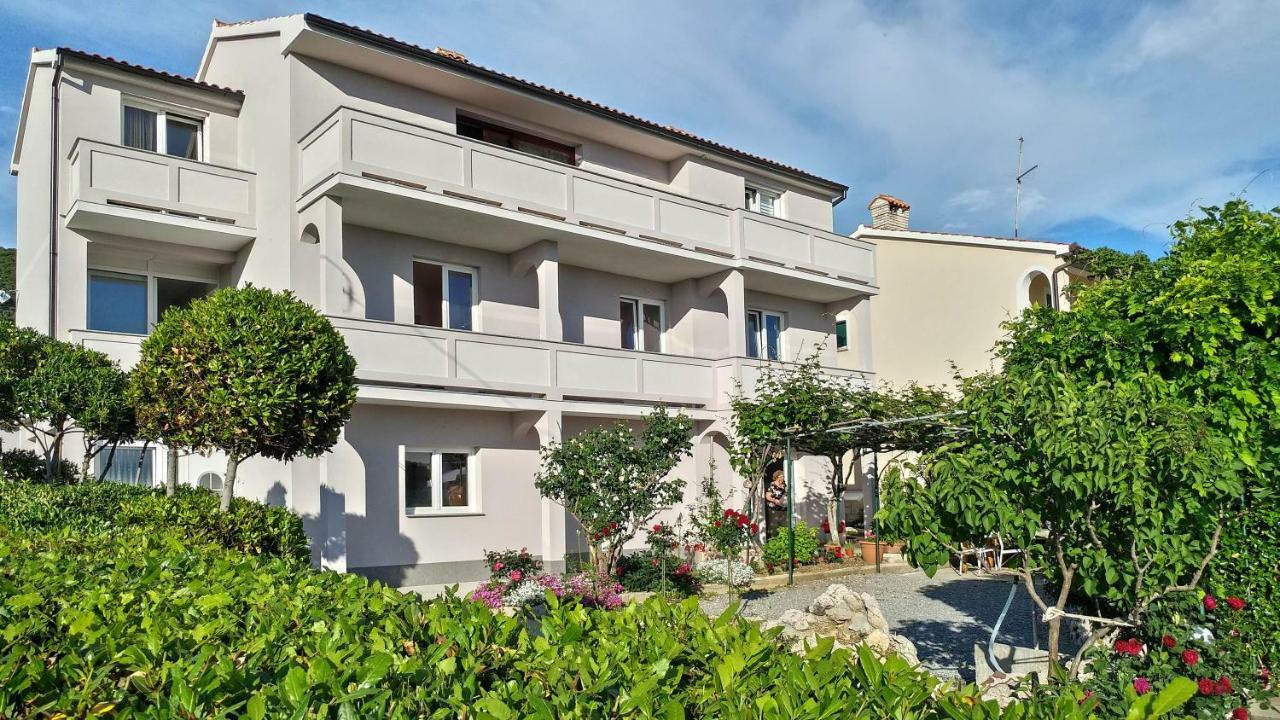 Barbat na Rabu Apartmani Kastelan מראה חיצוני תמונה