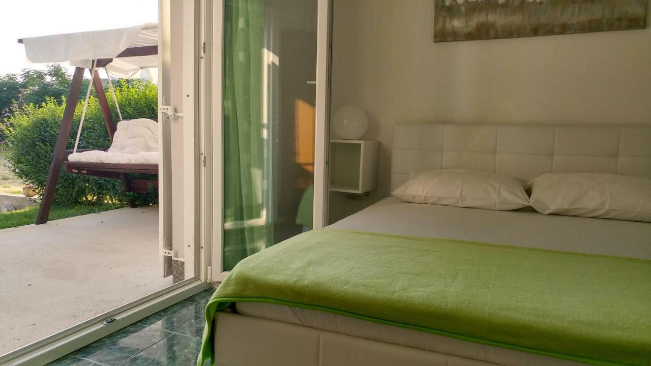 Barbat na Rabu Apartmani Kastelan מראה חיצוני תמונה